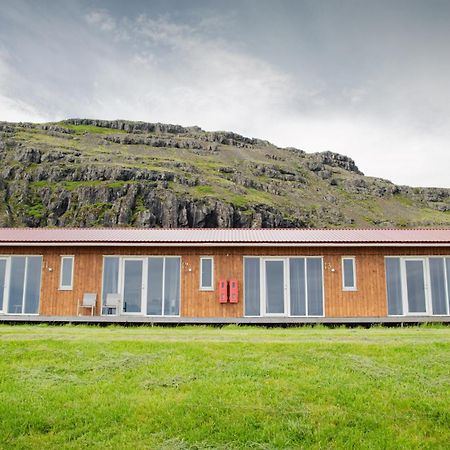 Guesthouse Skalafell Exterior photo